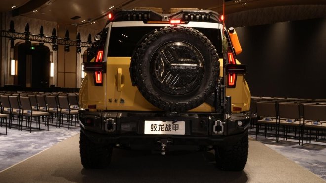 猛士917蛟龙战甲开启预售 76.8-86.8万元