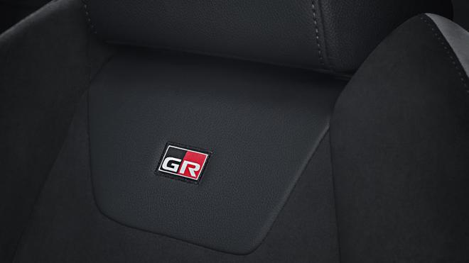 丰田C-HR推出GR Sport赛车风格运动版车型 合27.7万起售