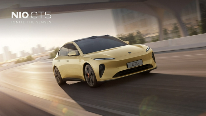 车圈热搜：蔚来ET5抢占高端市场