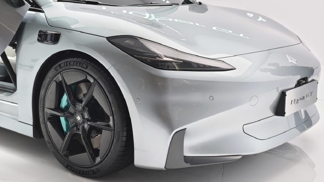 突出极简风格 埃安Hyper GT内饰解读