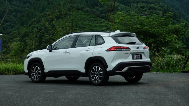 好开又安全 试驾广丰锋兰达智能电混双擎