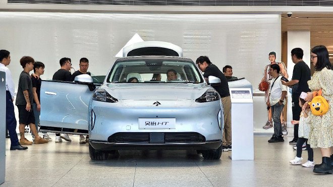 易建联回归家庭首选座驾 昊铂HT即将上市