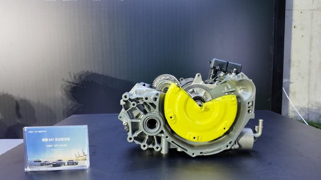 9.99万元起 全新瑞虎7油电双车全球上市