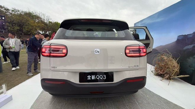 奇瑞全新QQ3上市 限时一口价5.89-7.89万元