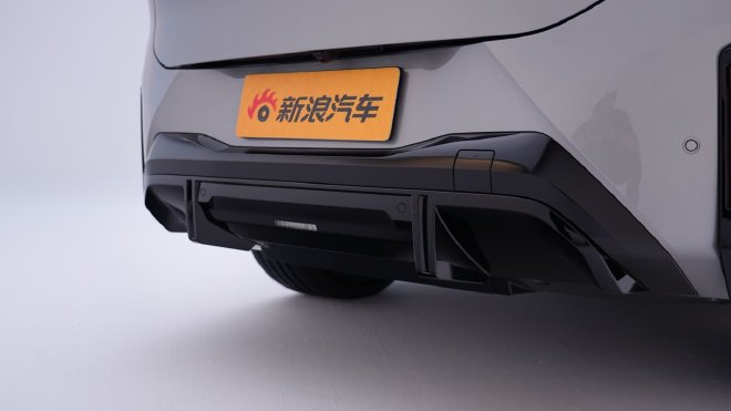 豪华属性全面升级 静态体验宝马iX3长轴距版与全新7系