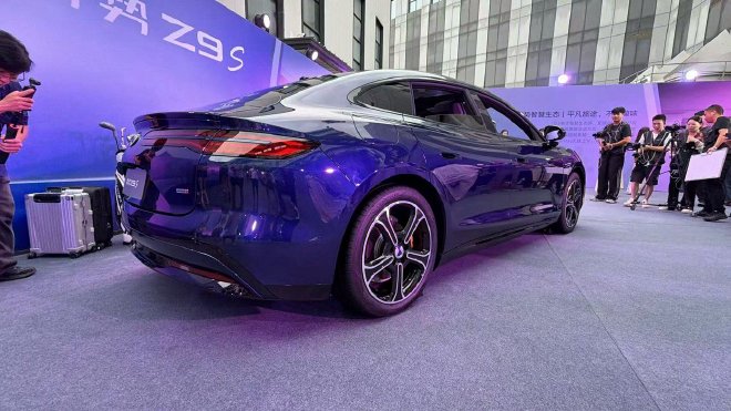 腾势Z9S开启预售 预售价31.98万元起