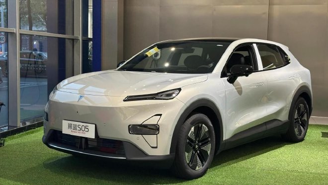 零跑Lafa 5/深蓝S05领衔 2025慕尼黑车展中国品牌新车前瞻