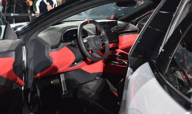 售价76.9万元 极氪001 FR正式上市