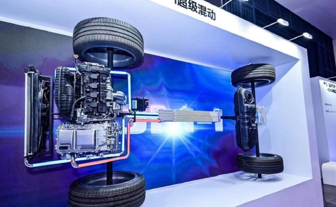 比亚迪秦2023年销量超48万台 13年来首夺年度家轿冠军