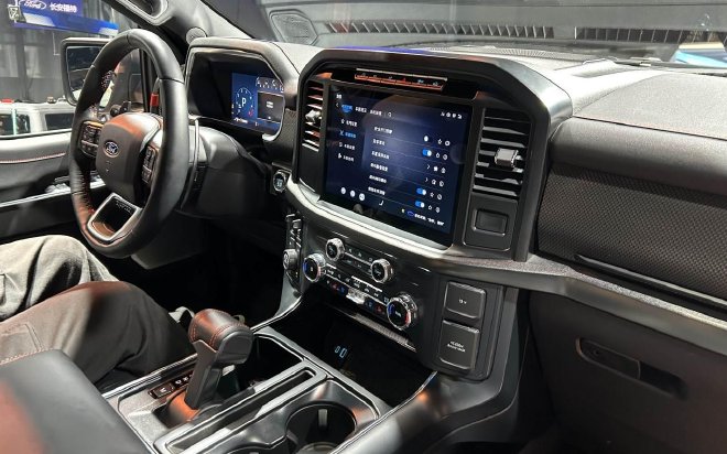 2025上海车展探馆：新款福特F-150猛禽将亮相