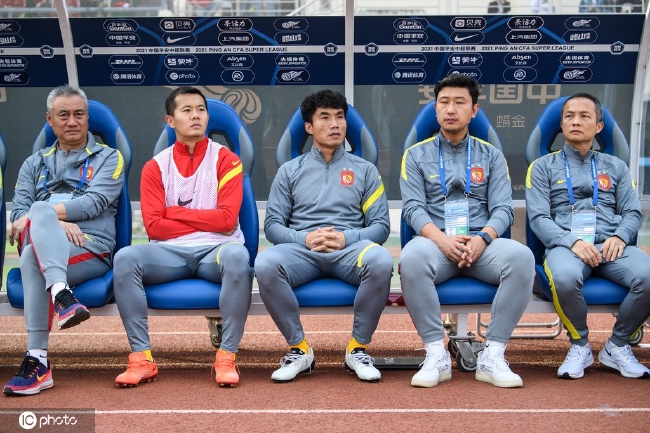 广州队或选择退出亚冠泰山队准备派青年球员出战 - 看世界杯直播