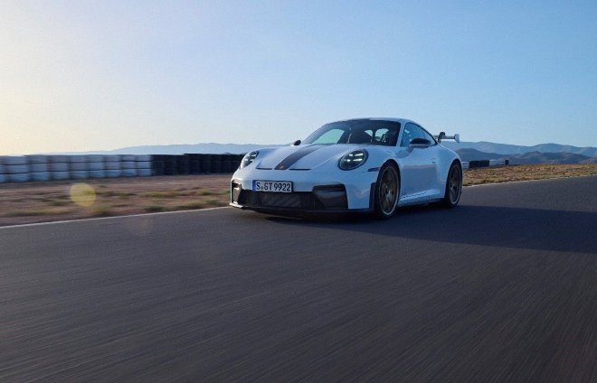 售226.8万元起 新款保时捷911 GT3上市