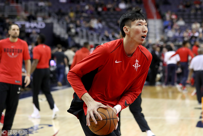 周琦又给别人过生日了！