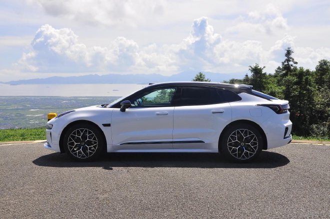 试驾焕新极氪001：不止猎装优雅/还有全面进化