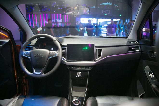 合众新能源发布两款车型 并公布未来3年战略