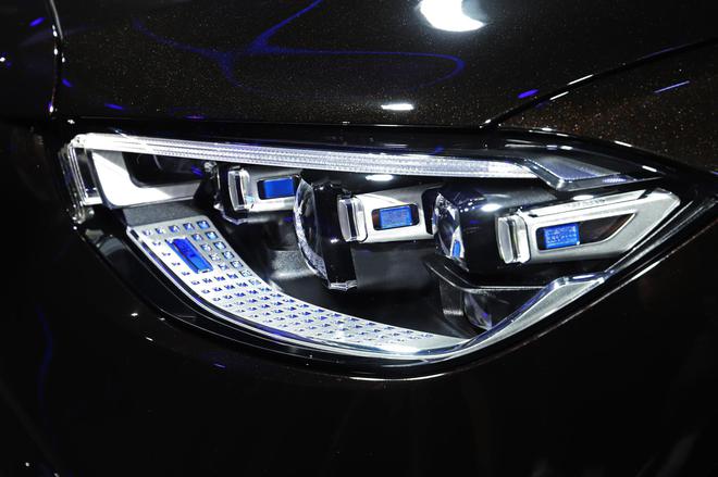 全新一代奔驰S级正式上市 售89.98-181.88万元