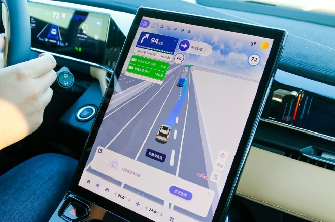距离未来出行更进一步 体验博越L NOA高阶智驾辅助系统