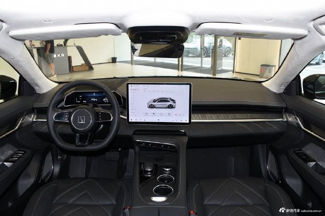 More choices for intelligent 300,000 new energy vehicles