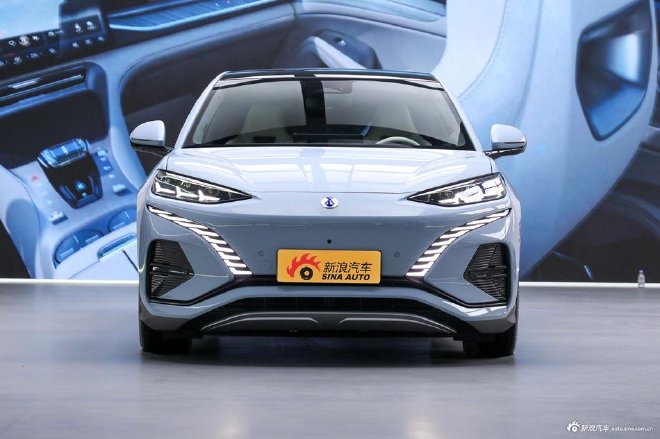More choices for intelligent 300,000 new energy vehicles