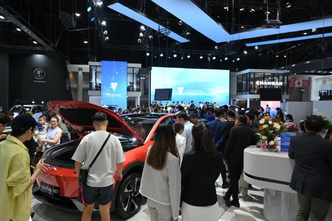 首战告捷 长安DEEPAL L07/S07泰国两周定单超3000