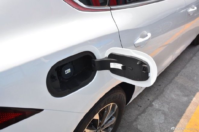 比亚迪秦2023年销量超48万台 13年来首夺年度家轿冠军