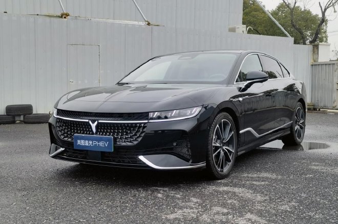 优势不止在性能 试驾岚图追光PHEV