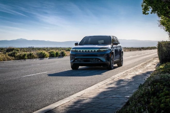 Jeep Wagoneer S先行版亮相 约合人民币52.07万起