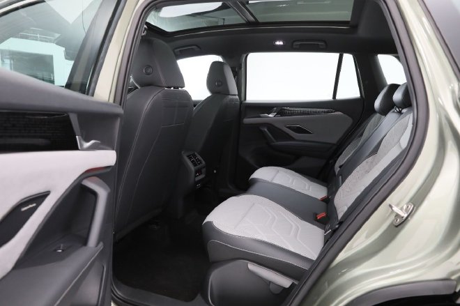 配置空间提升明显/细节有亮点 静态体验一汽-大众探岳L