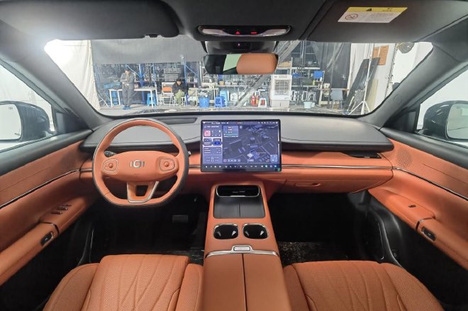 站稳品牌C位 静态实拍长安启源Q07