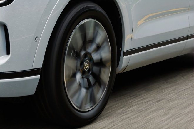 舒服安静跑得远 抢先试驾捷途山海L7 PLUS