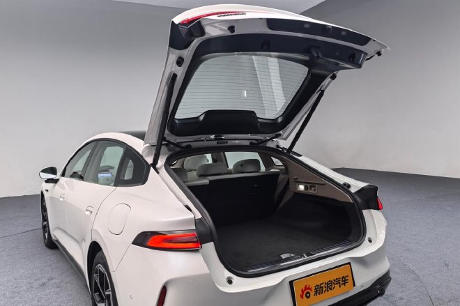 重塑家族门风 静态体验长安启源A06