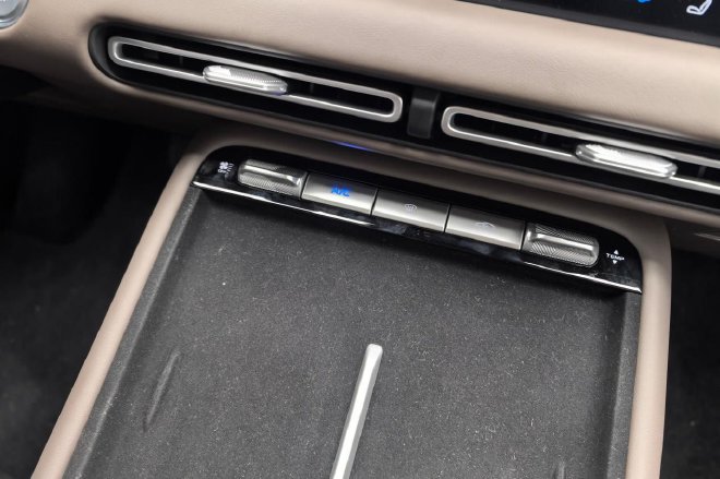 有里也有面儿 实拍长安第四代CS55PLUS