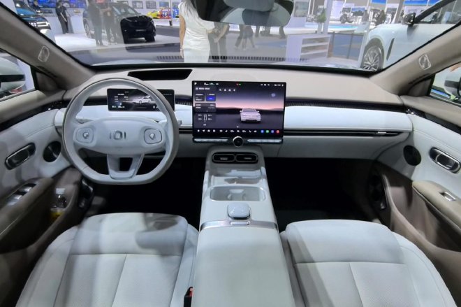 长安天枢智能品牌全球发布 启源A06全球首秀