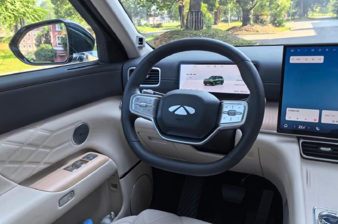 增程动力主打家庭出行 试驾奇瑞风云T11