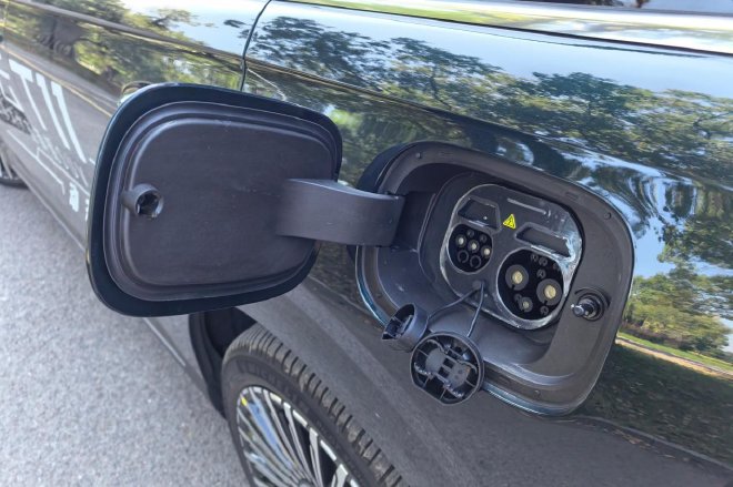 增程动力主打家庭出行 试驾奇瑞风云T11