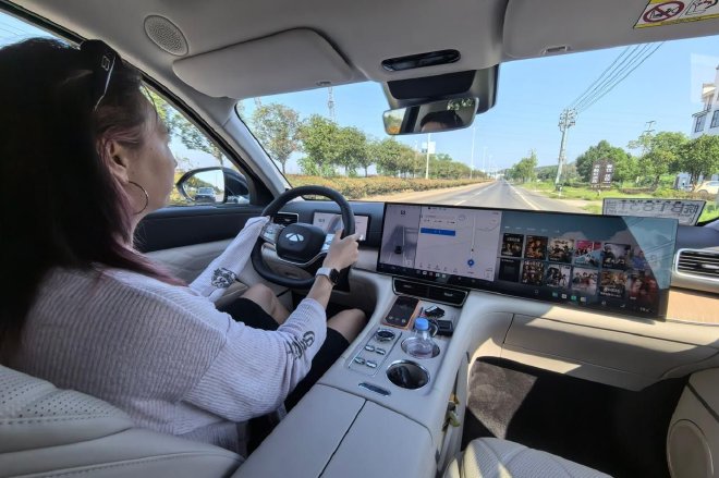 增程动力主打家庭出行 试驾奇瑞风云T11