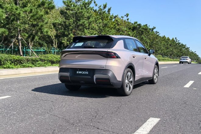 瞄准家庭消费人群 试驾长安启源全新Q05