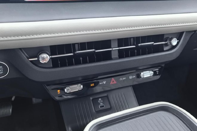 更全能的“动感大轿车”试驾长安福特新蒙迪欧