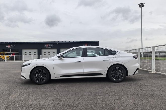 更全能的“动感大轿车”试驾长安福特新蒙迪欧