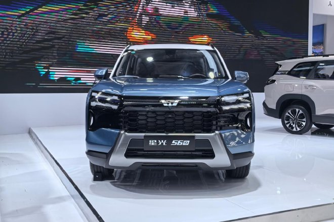 接地气的实用之车 静态体验五菱星光560