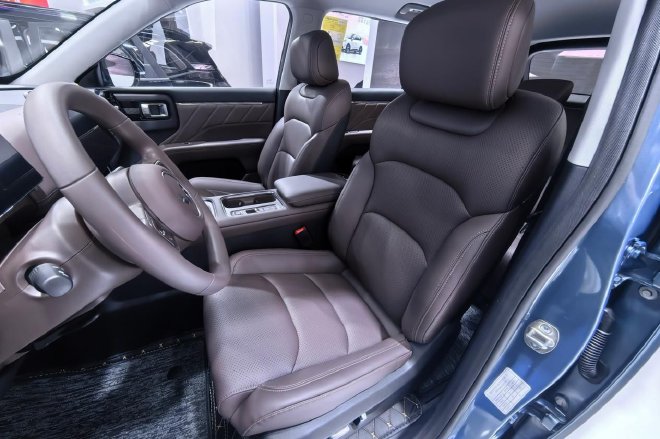 接地气的实用之车 静态体验五菱星光560