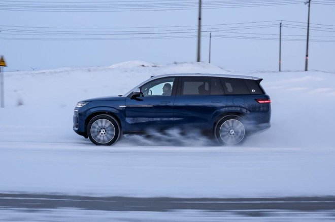 可城亦可雪 冰雪试驾腾势SUV双旗舰