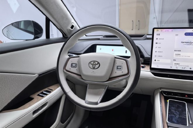 更全面的本土化 静态解析广汽丰田铂智7