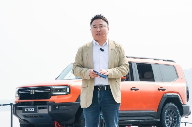 纵横G700至尊航行版完成公开水域载人航行安全应急演练