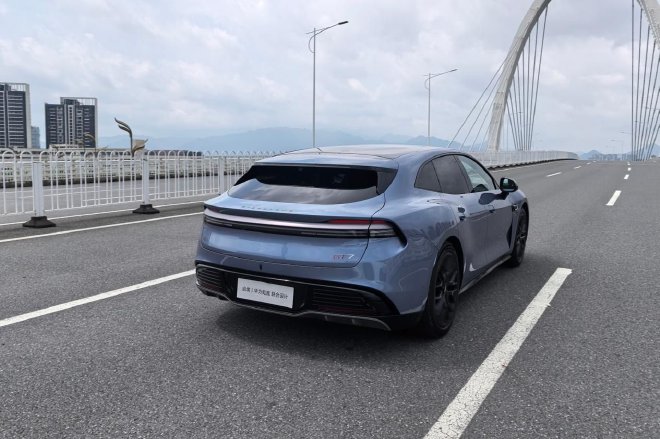 满血乾崑塞进猎装车 抢先试驾启境GT7