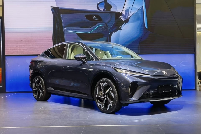 2022粤港澳大湾区车展探馆：飞凡R7与飞凡MARVEL R亮相