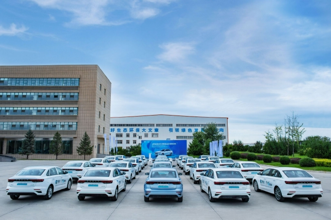 吉利甲醇混合动力轿车山西晋中交付