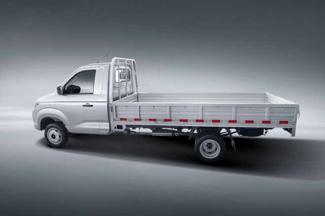 东风小康D71/D72正式上市 售价4.99-5.79万