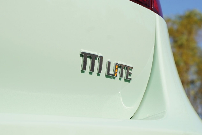 城市通勤实用π 云度π1 LITE实拍