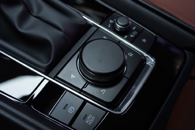 宣布未来新车规划 马自达举办品牌之夜